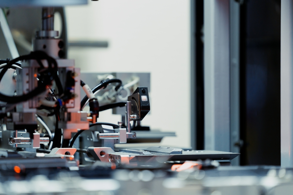 image_Robot,Arm,Working,In,Car,Factory