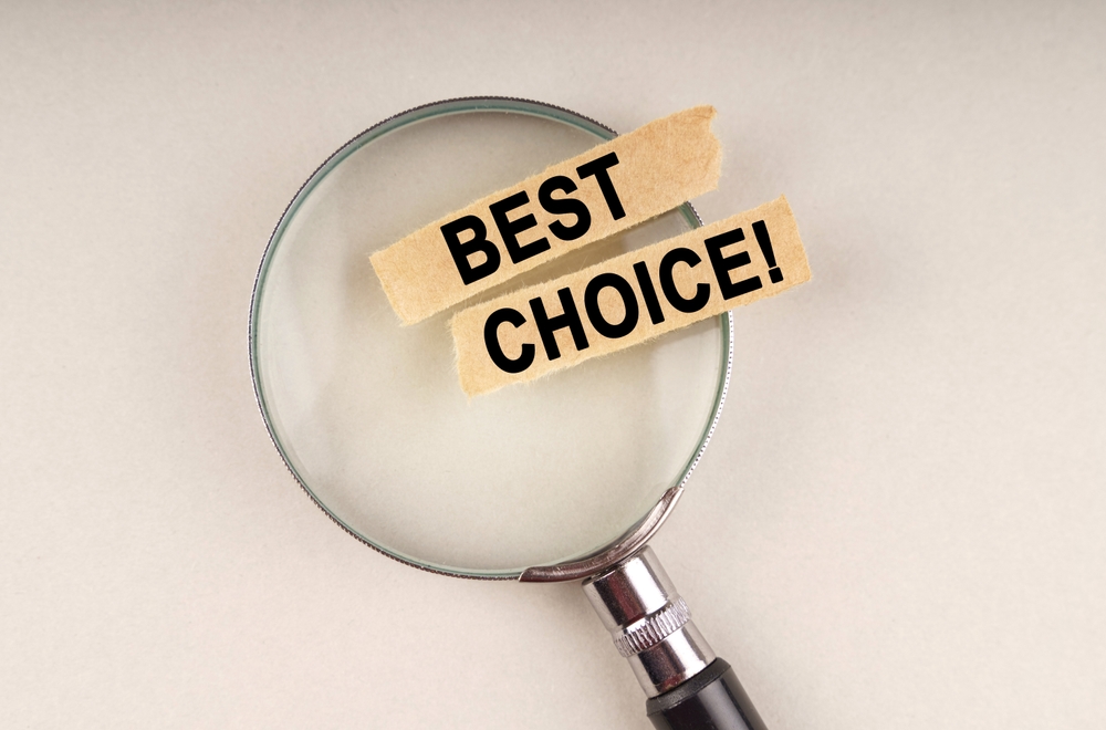 image_On,The,Magnifying,Glass,Are,Paper,Strips,With,The,Inscription